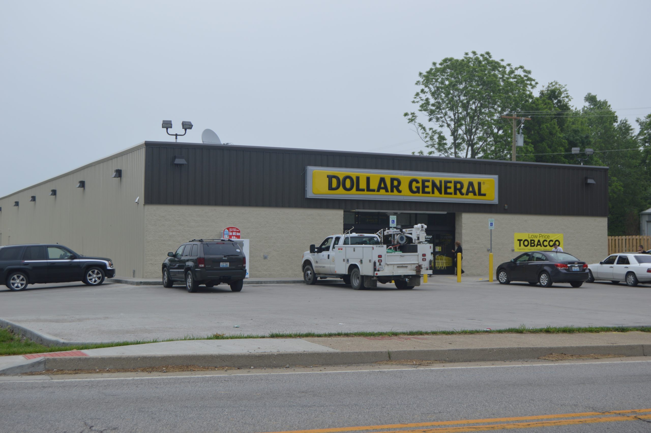 dollar_general_store_in-scaled
