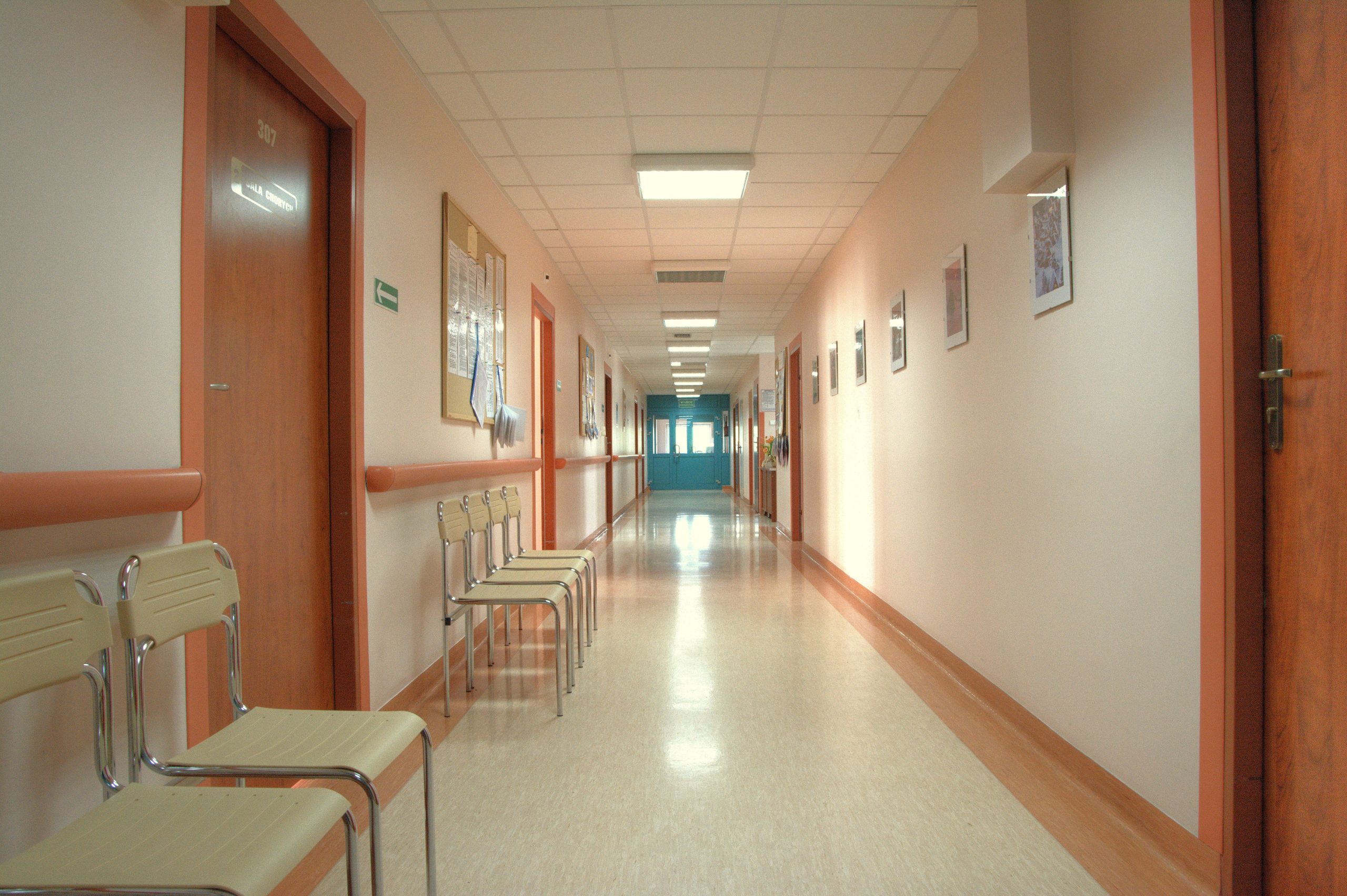 hospital_corridor_operating_room-scaled