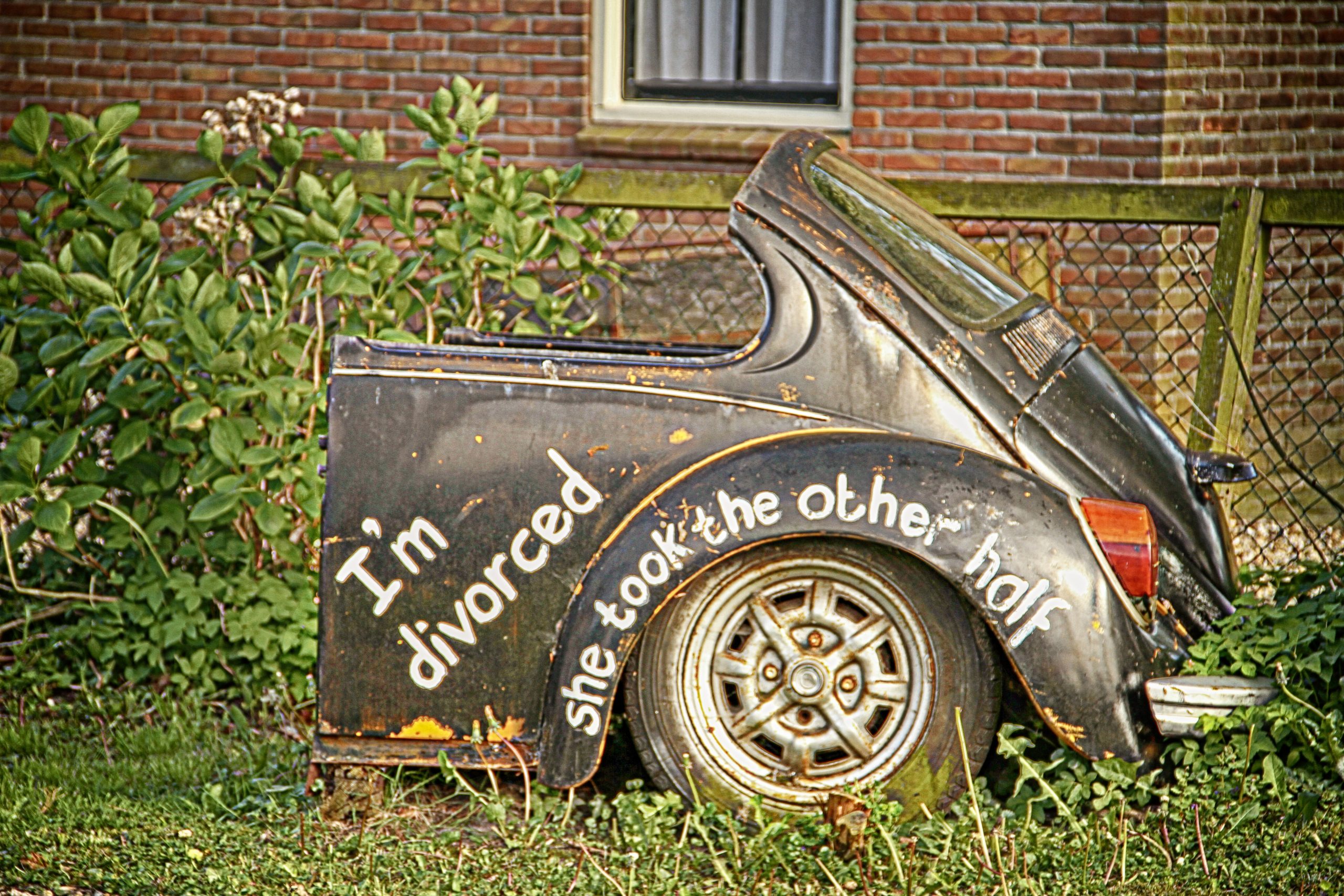 car_divorce_netherlands_joke-scaled