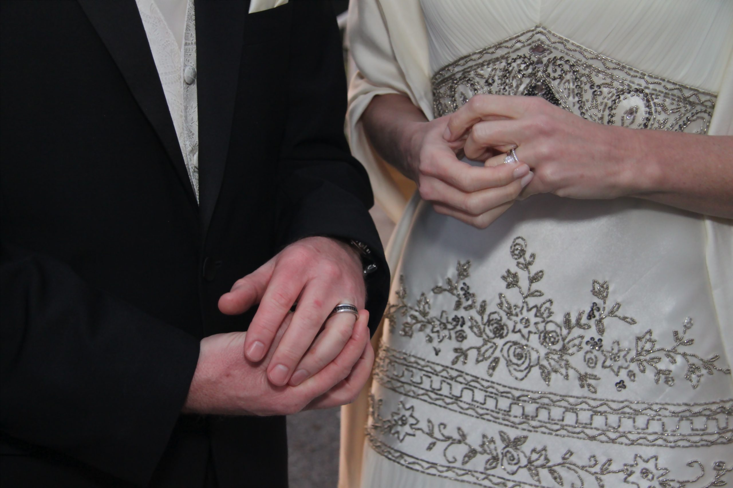 marriage_rings_wedding_hands-scaled